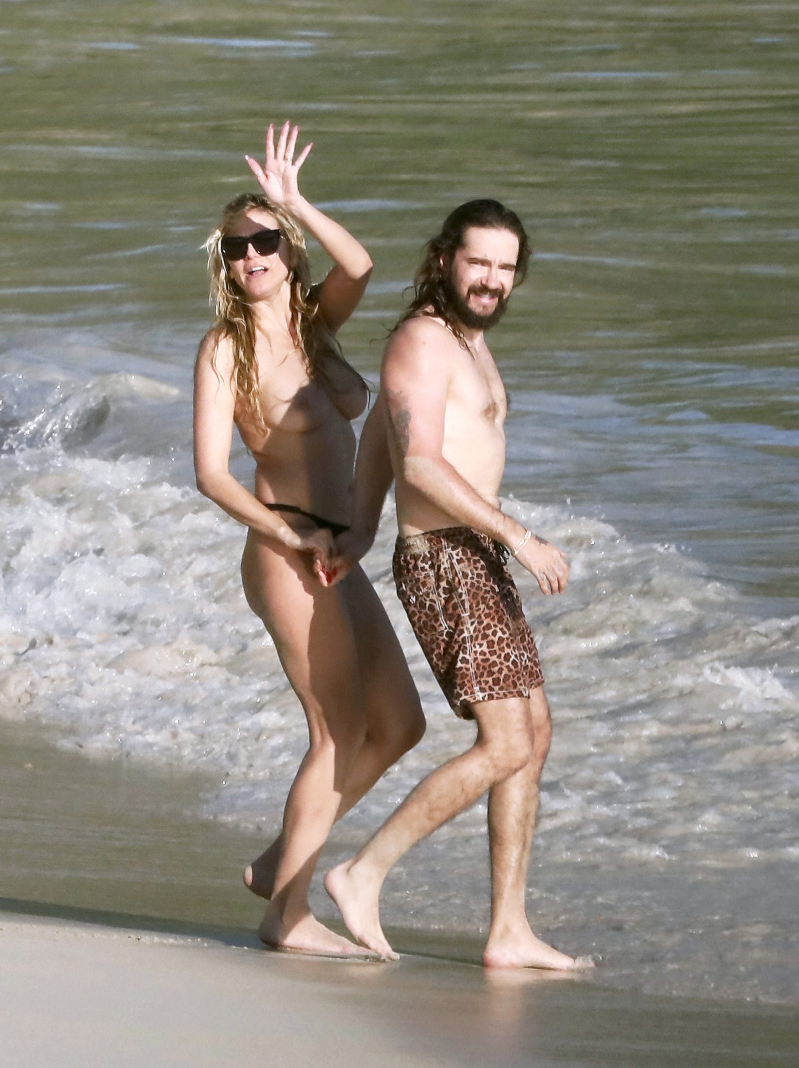 Bare Bold Heidi Klum Flaunts Topless Perfection in St. Barts 8 – BareFame Bare Bold Heidi Klum Flaunts Topless Perfection in St. Barts 8