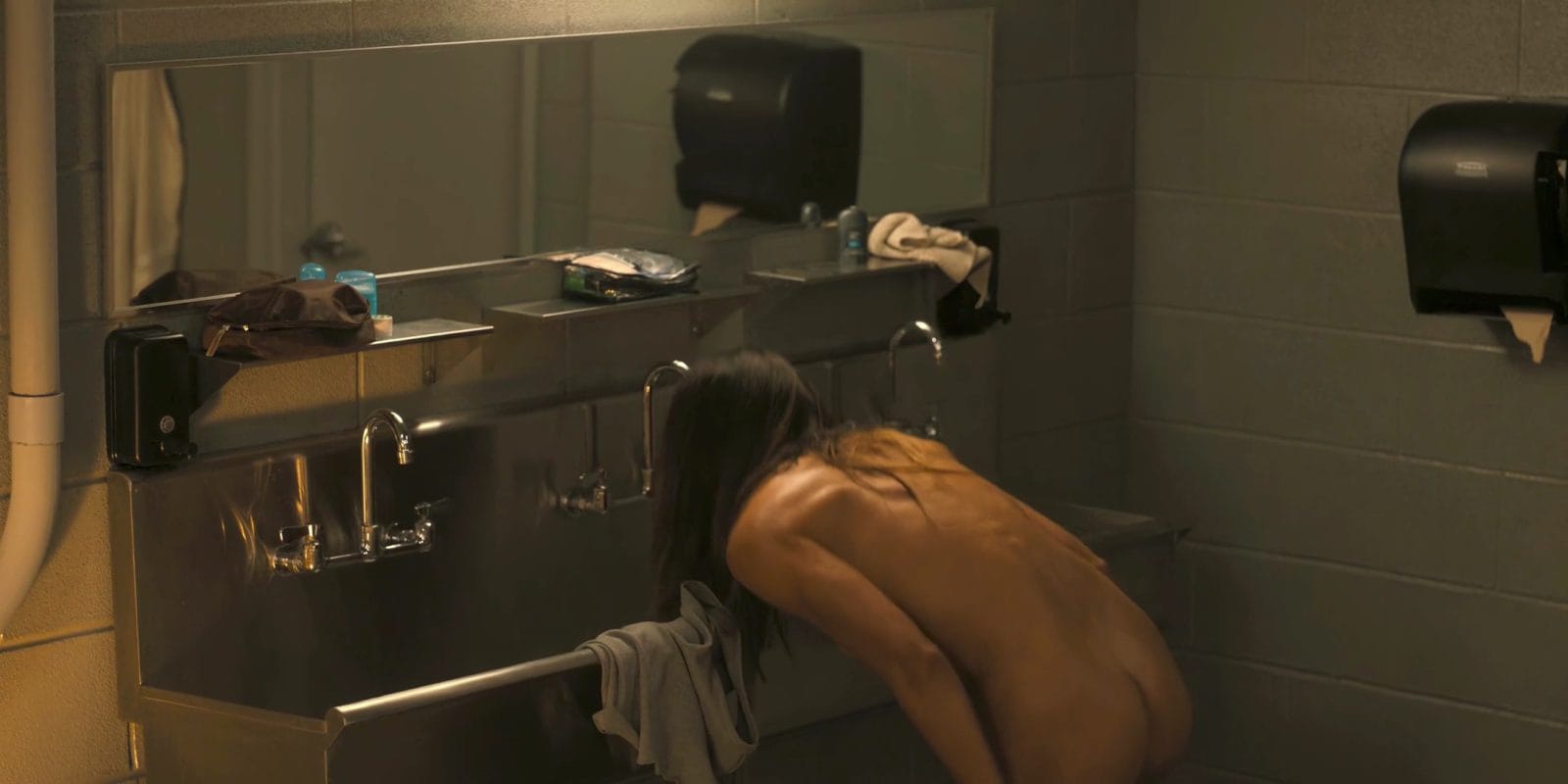 Steamy Shower Scene Puts Genesis Rodriguezs Daring Side on Full Display 2 – BareFame Steamy Shower Scene Puts Genesis Rodriguezs Daring Side on Full Display 2