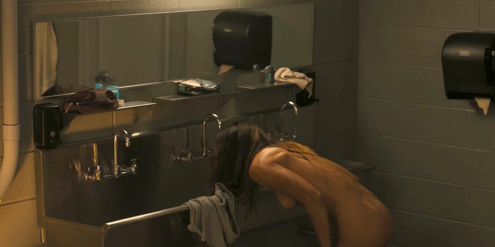 Steamy Shower Scene Puts Genesis Rodriguezs Daring Side on Full Display 3 – BareFame Steamy Shower Scene Puts Genesis Rodriguezs Daring Side on Full Display 3