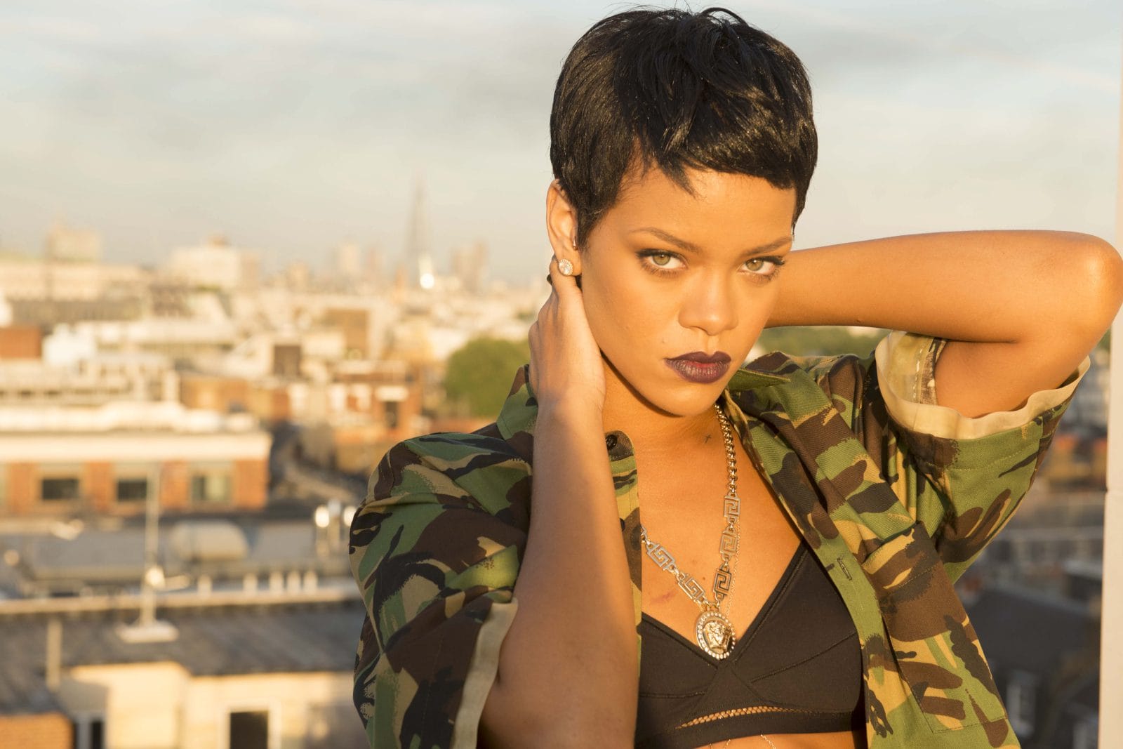 Topless Pierced Rihanna Flaunts Her Flawless Curves in Smoldering 2012 Outtakes 28 – BareFame Topless Pierced Rihanna Flaunts Her Flawless Curves in Smoldering 2012 Outtakes 28